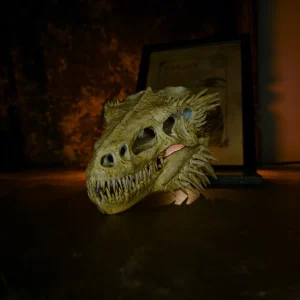 “Queen of dragons” - Dragon skull figurine